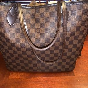 Extra pics- Louis Vuitton Neverfull MM